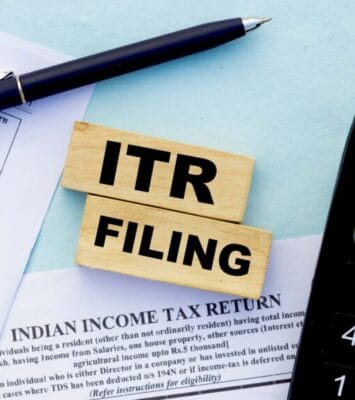 Filing income tax returns is more than just a statutory duty it is a practice that fosters financial discipline and transparency. Here are top 10 benefits of filing ITR on time. Source Freepik